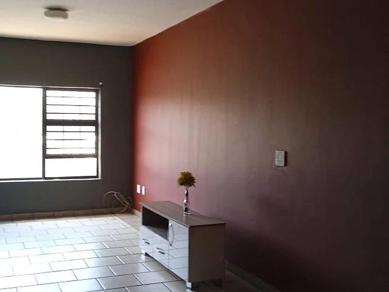 N° 8 - MMEUBLE D’APPARTEMENTS