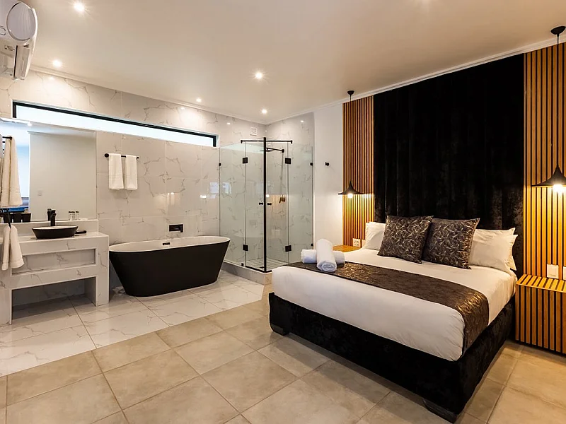 N° 5 - IMMEUBLE D'APPARTEMENTS