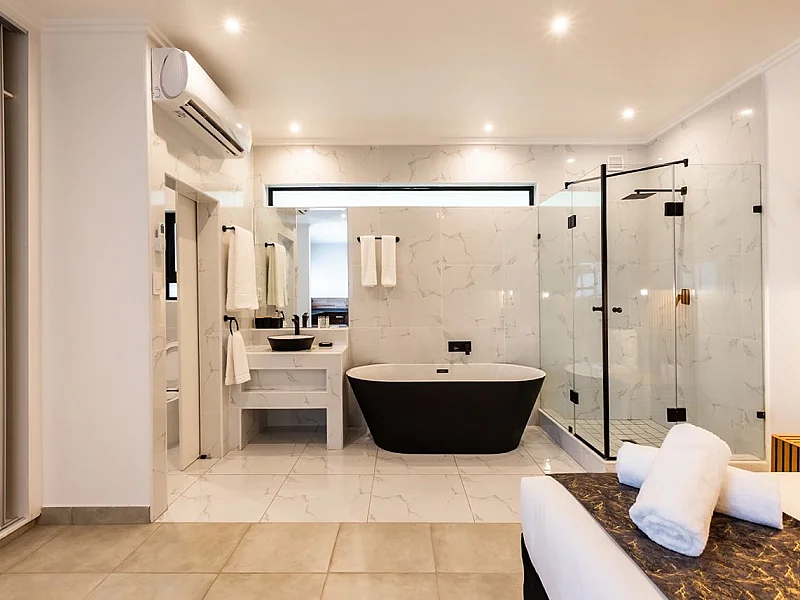 N° 5 - IMMEUBLE D'APPARTEMENTS