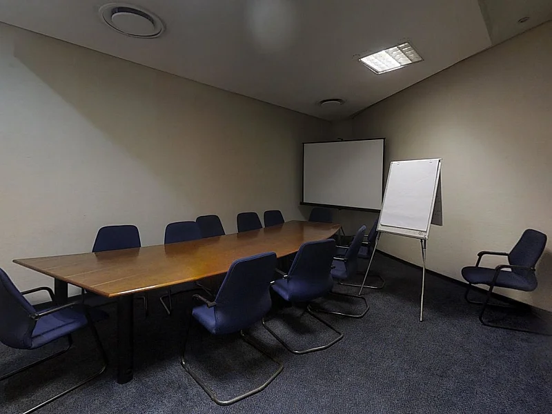 N° 4 - ENTREPRISE/COMPLEXE HOTELIER