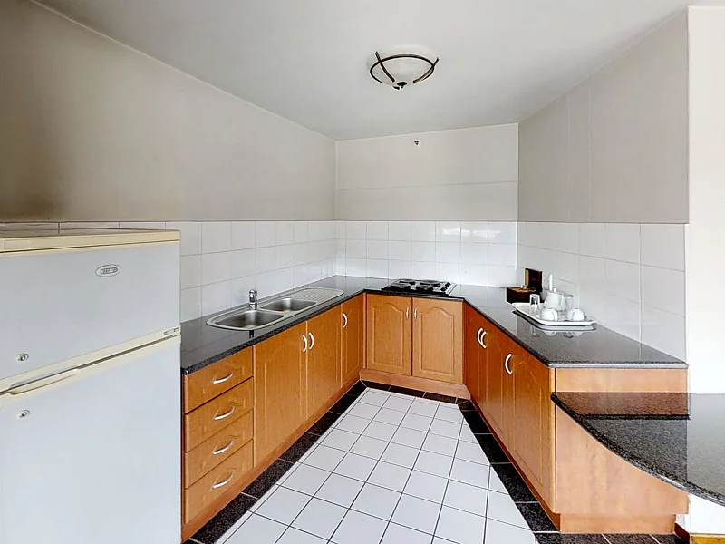 N° 4 - ENTREPRISE/COMPLEXE HOTELIER