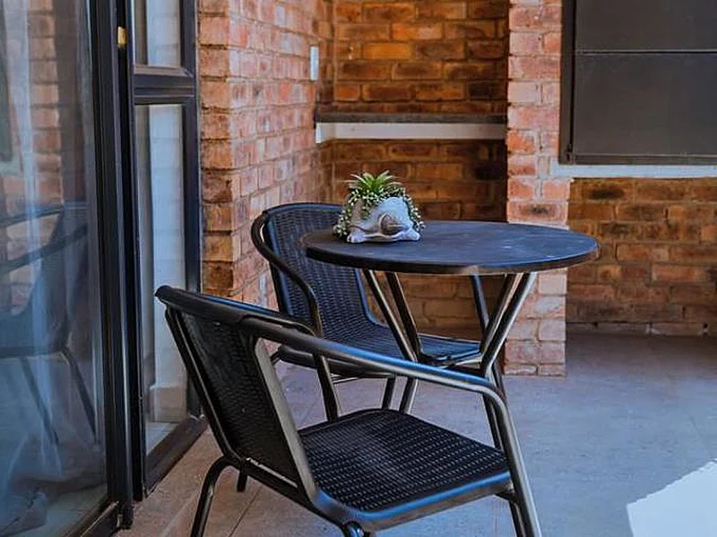 N° 5 - IMMEUBLE D'APPARTEMENTS