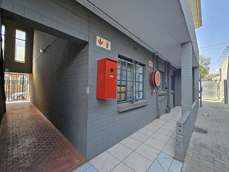 N°21 - IMMEUBLE D’APPARTEMENTS