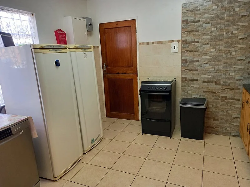 N° 15 - Maison de 5 chambres à vendre à Vanderbijlpark