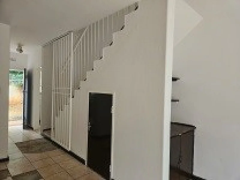 N° 27 - IMMEUBLE À VENDRE