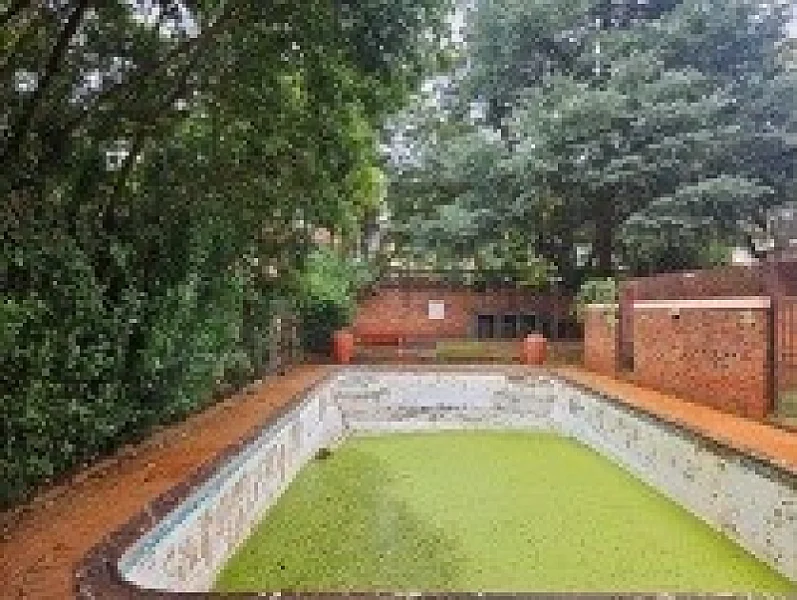 N° 27 - IMMEUBLE À VENDRE