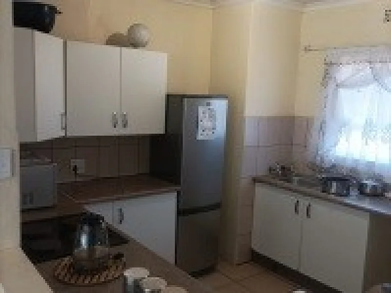 N° 28 - BLOC D'APPARTEMEMENTS