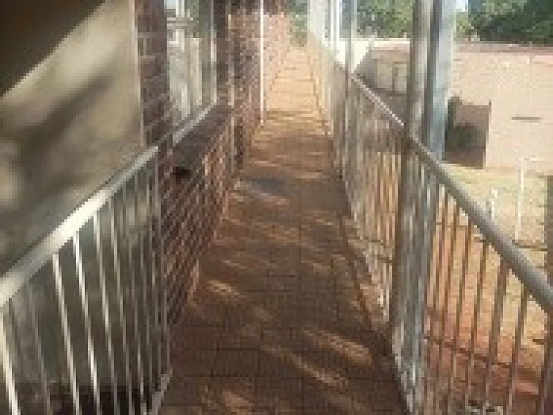 N° 28 - BLOC D'APPARTEMEMENTS