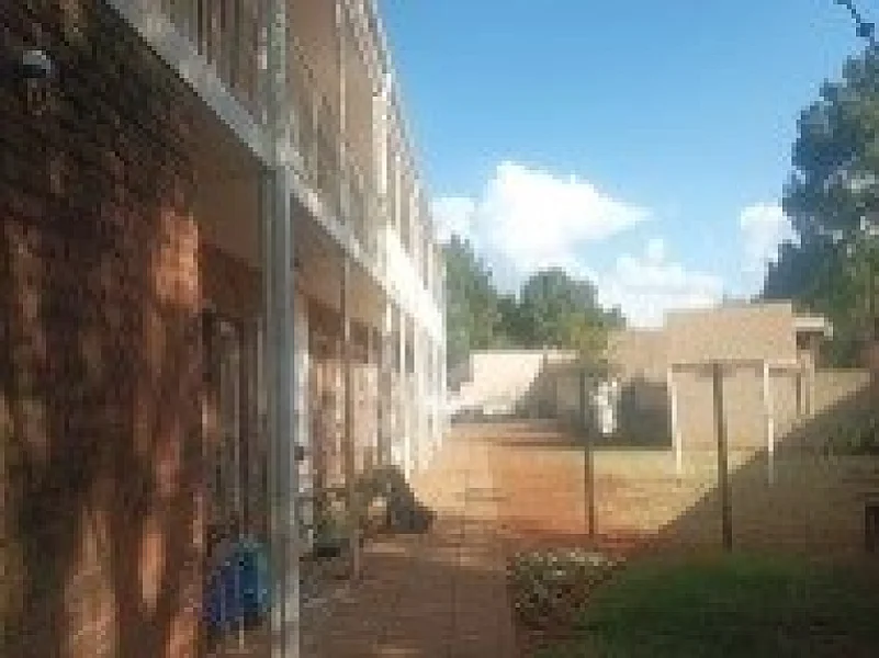 N° 28 - BLOC D'APPARTEMEMENTS