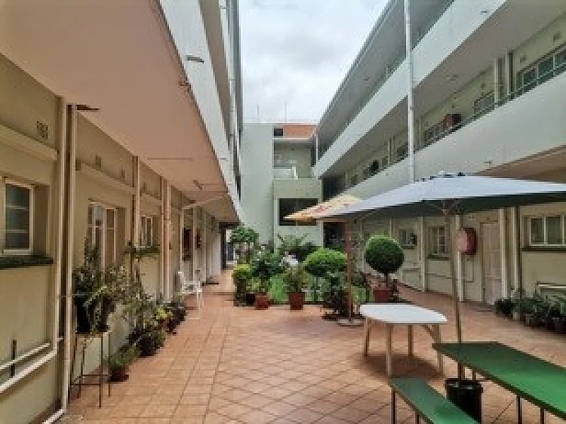 N° 31 IMMEUBLE D'APPARTEMENTS