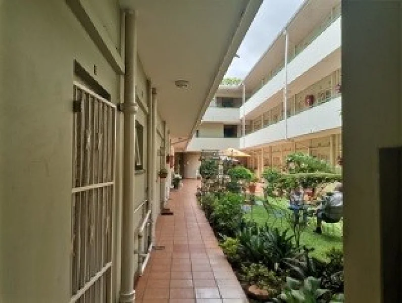 N° 31 IMMEUBLE D'APPARTEMENTS