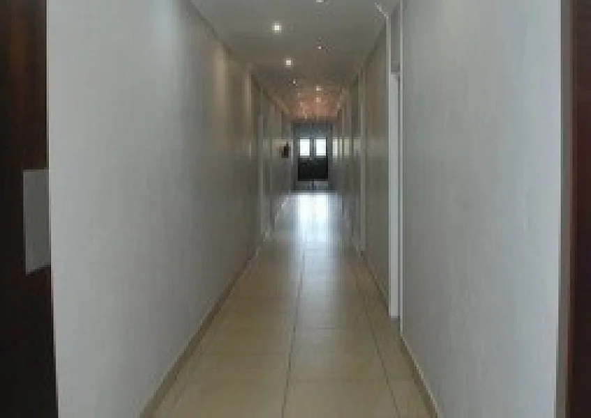 N° 33  COMPLEXE HOTELIER