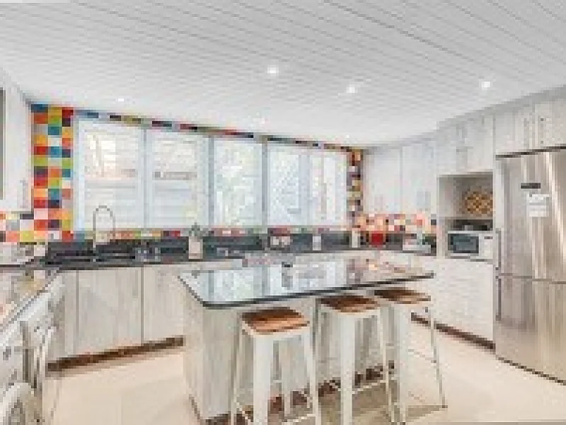 N° 34 IMMEUBLE A VENDRE