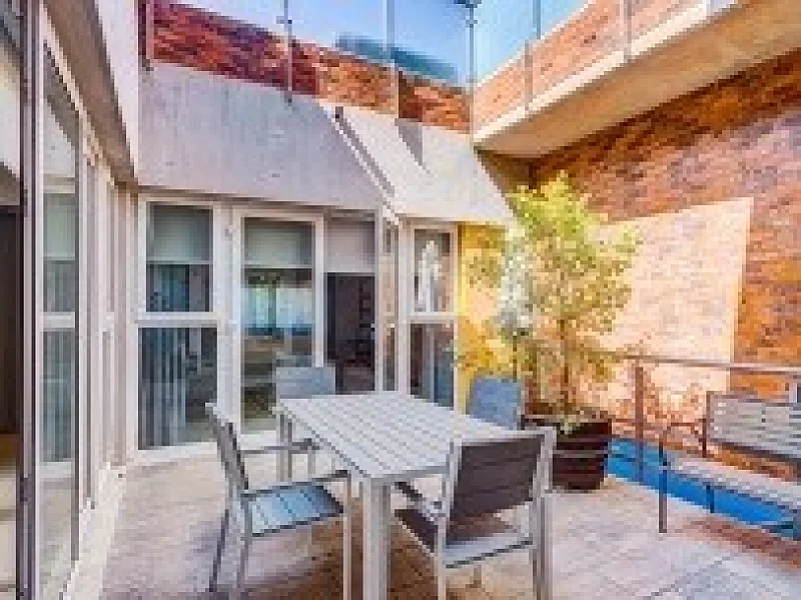 N° 34 IMMEUBLE A VENDRE